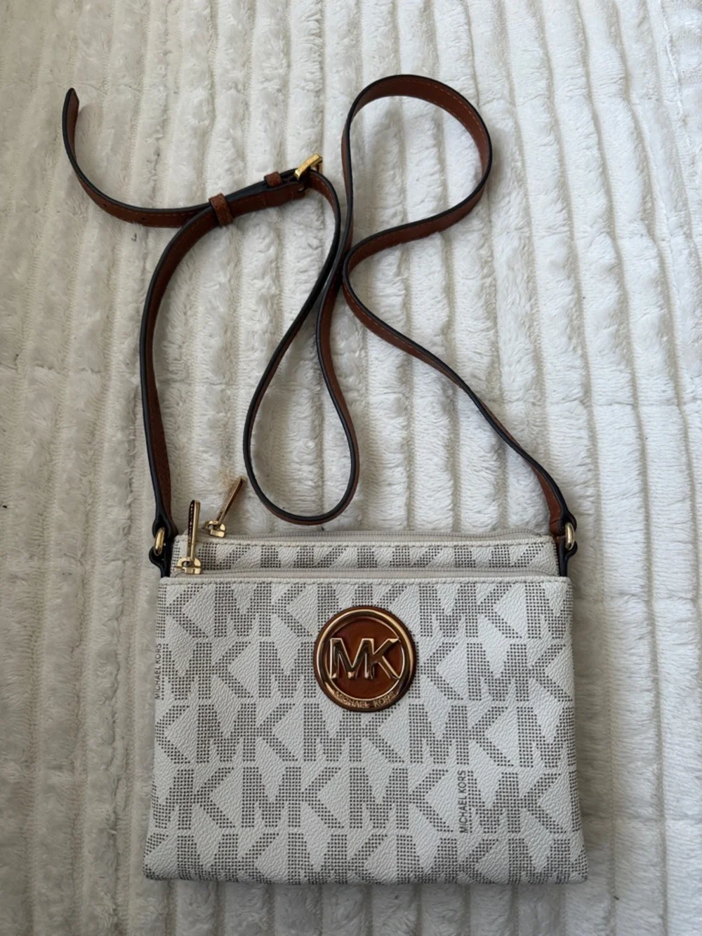 Michael Kors Fulton Crossbody with Brown Strap and Gold MK Medallion - Picture 1 of 8